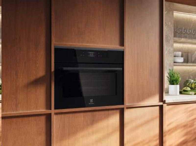 Electrolux ECQK9B0B1 800 MealAssist CombiQuick Varmluftso